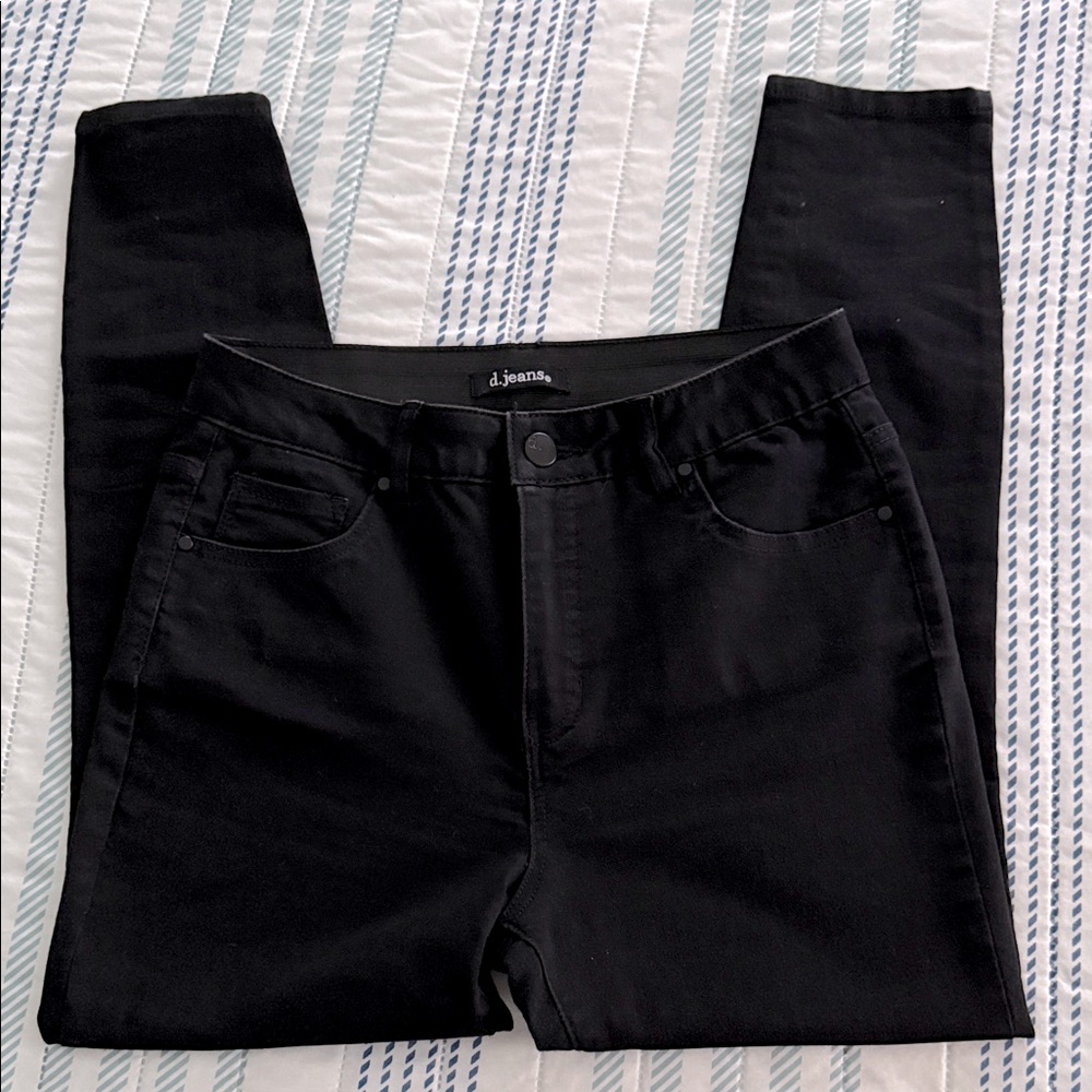D. Jeans Women's Classic Black skinny Jeans